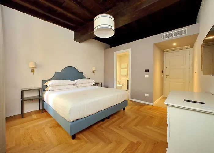 Residenza Torre Vecchiarelli - 1 *